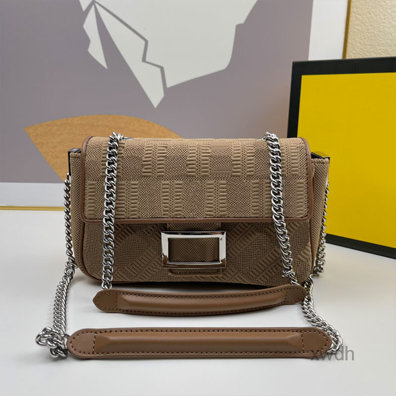 Evening Bags Baguette Chain Crossbody Bag Plian Handbag Purse Canvas 3d Texture Letter Magnetic Buckle Silver Metal Leather Handle Women Fi
Evening Bags Baguette Chain Crossbody Bag Plian Handbag Purse Canvas 3d Texture Letter Magnetic Buckle Silver Metal Leather Handle Women Fi