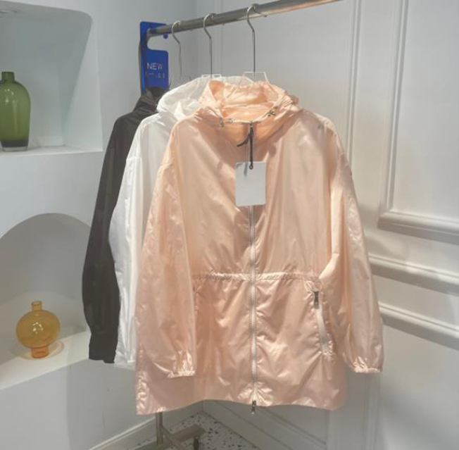 Monclairs 2022 women's jacket collectionbrand windbreaker womens hooded jacket Lightweight sun protection clothing spring and autumn monclair jackets size0-2, Sold out
Monclairs 2022 women's jacket collectionbrand windbreaker womens hooded jacket Lightweight sun protection clothing spring and autumn monclair jackets size0-2, Sold out