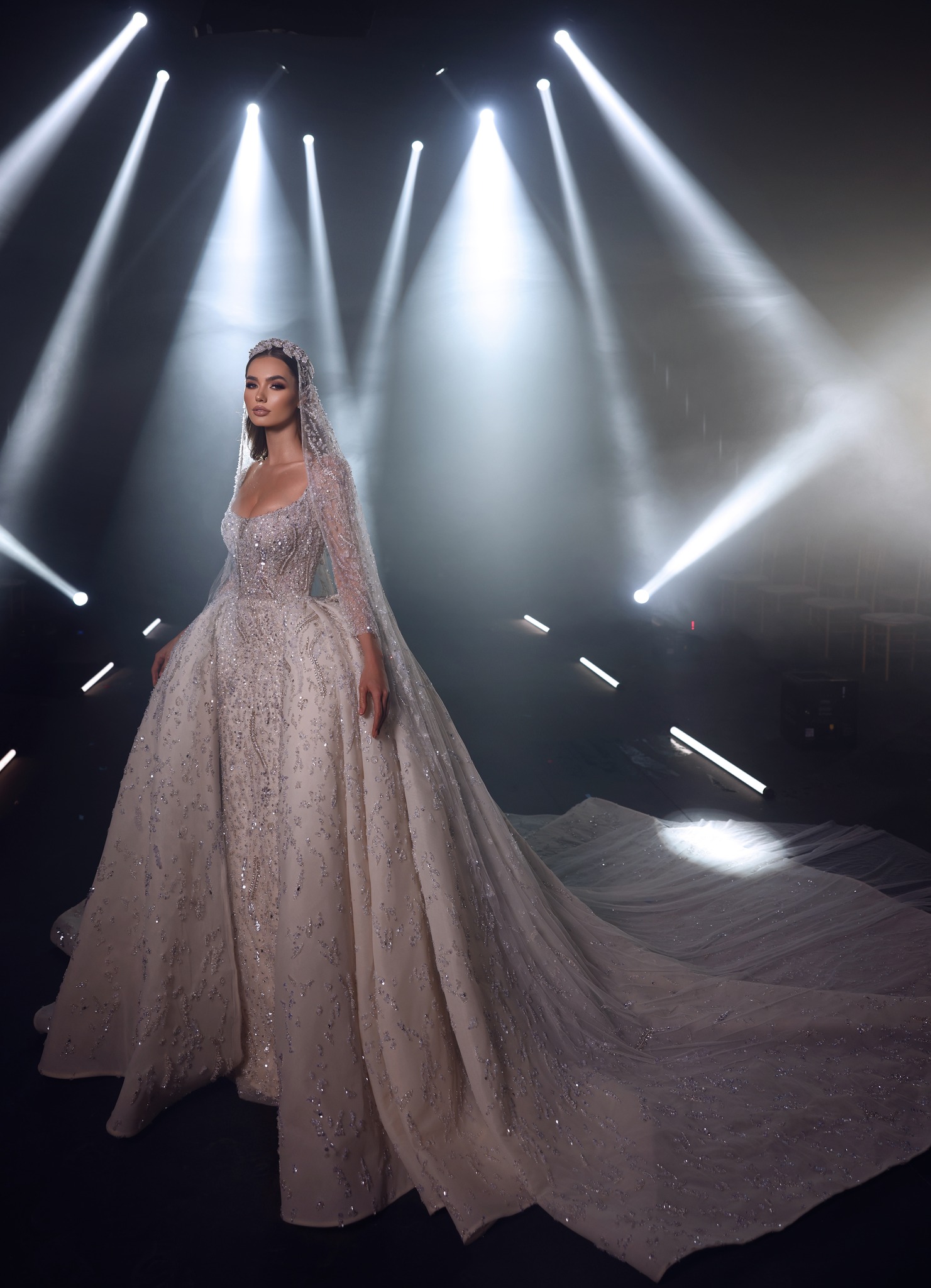 Exquisite Mermaid Wedding Dress With Detachable Tarin Beading Sequined Scoop Neck Bridal Gowns Country Long Sleeve robes de mariee