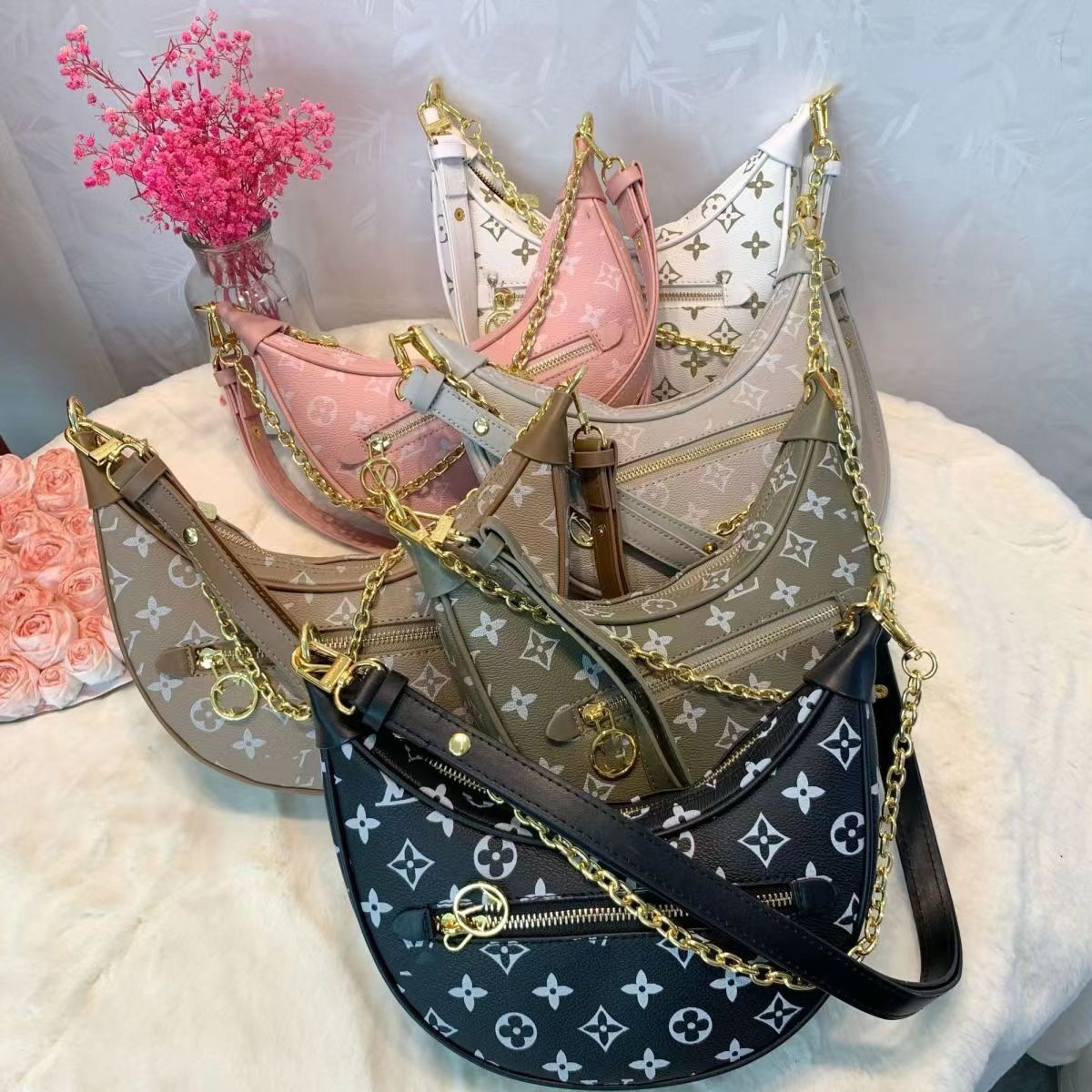2022 summer new pea bag fashion all-match chain shoulder messenger underarm bag 6 colors, Brown flower
2022 summer new pea bag fashion all-match chain shoulder messenger underarm bag 6 colors, Brown flower
