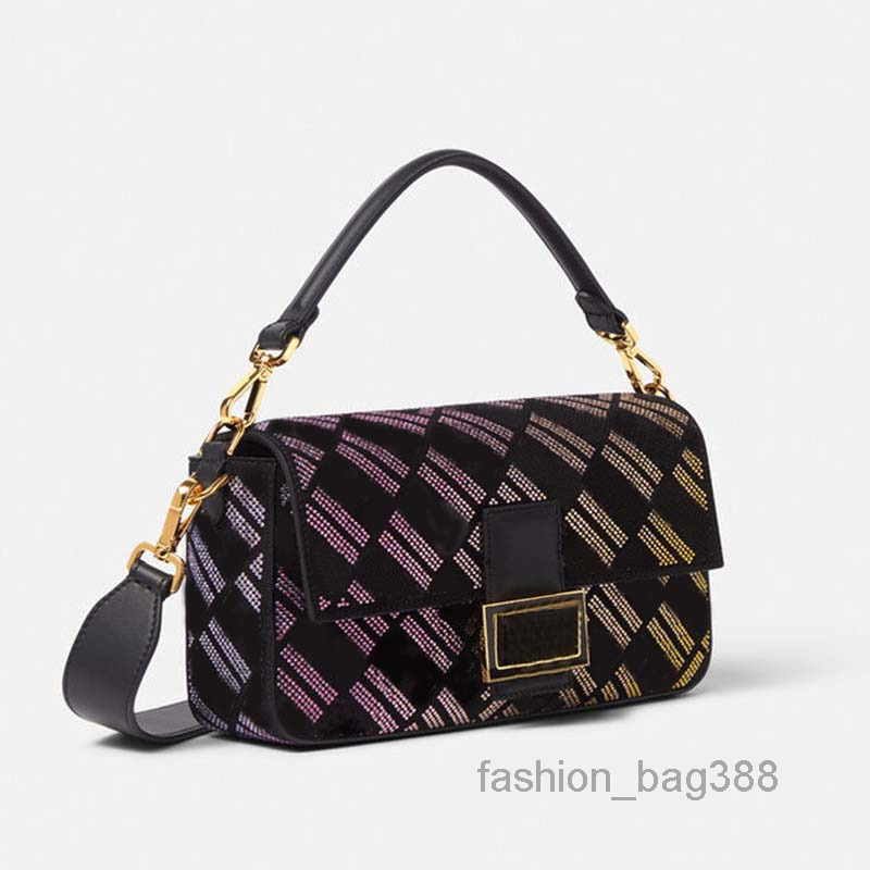 Neon Crystal Diamonds Tote Bag Women Handbags Cross Body Bags High Quality Shoulder Wallets Metal Hardware Head Portrait Letter Totes Purse Removable Strap
Neon Crystal Diamonds Tote Bag Women Handbags Cross Body Bags High Quality Shoulder Wallets Metal Hardware Head Portrait Letter Totes Purse Removable Strap