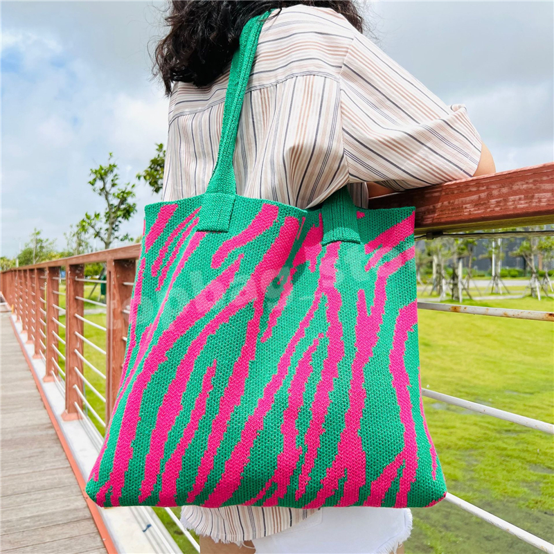 HBP 2022 New Knitted Shoulder Bags Striped Handbag Large Capacity Tote Retro Women's Bag Shopping Wallet Card Holder, Black
HBP 2022 New Knitted Shoulder Bags Striped Handbag Large Capacity Tote Retro Women's Bag Shopping Wallet Card Holder, Black