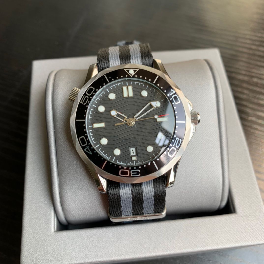 Luxury Watch Mechanical Men's 300 Automatic Men's Watches James 007 Spectre Sports, 12
Luxury Watch Mechanical Men's 300 Automatic Men's Watches James 007 Spectre Sports, 12