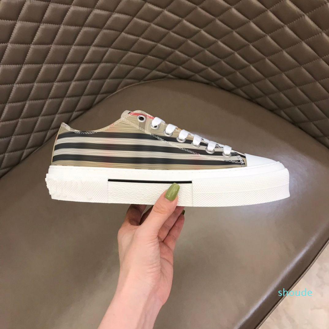 luxury Designer shoes low top Vintage Plaid canvas Sneakers berry Stripes Man Woman outdoor platform Casual Shoe couples
luxury Designer shoes low top Vintage Plaid canvas Sneakers berry Stripes Man Woman outdoor platform Casual Shoe couples