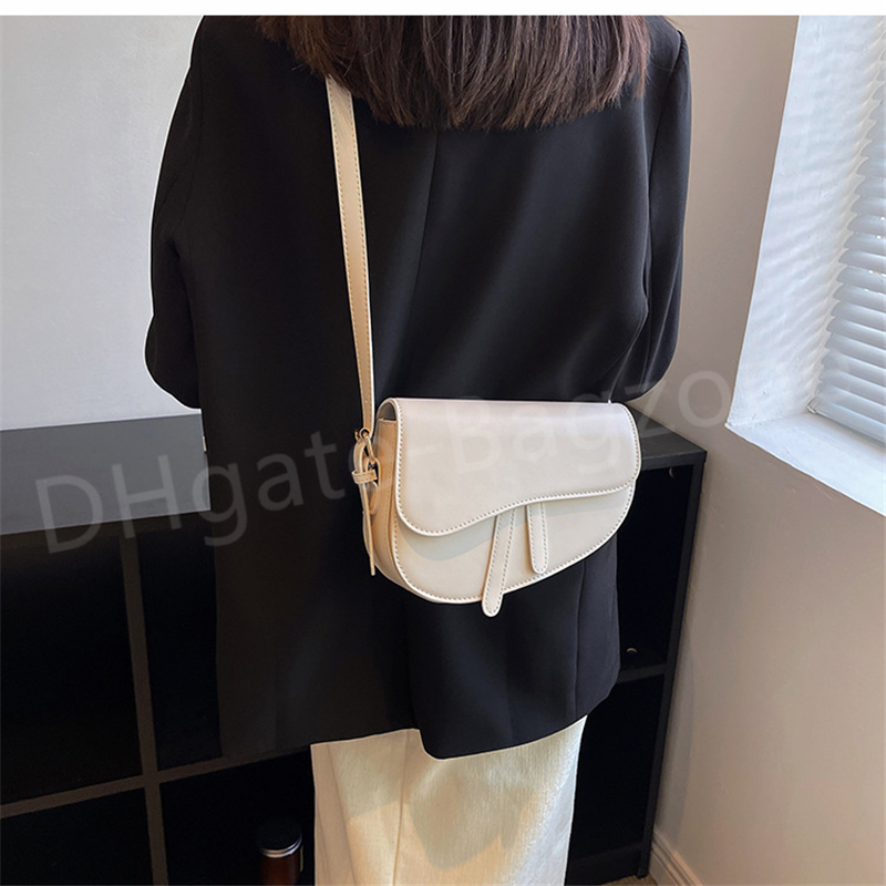 HBP Shoulder Bags Popular 2022 New Women's Popular Messenger Underarm Bag Shopping Wallet Card Holder, White
HBP Shoulder Bags Popular 2022 New Women's Popular Messenger Underarm Bag Shopping Wallet Card Holder, White