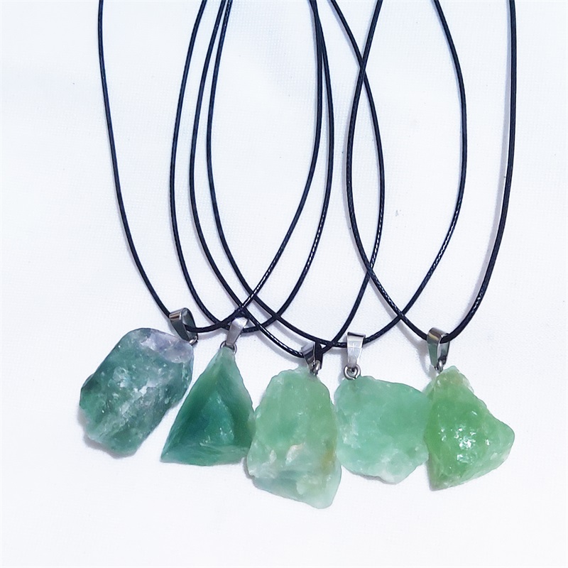 Natural Raw Mineral Stone Pendant Green Fluorite Crystal Necklace Wholesale