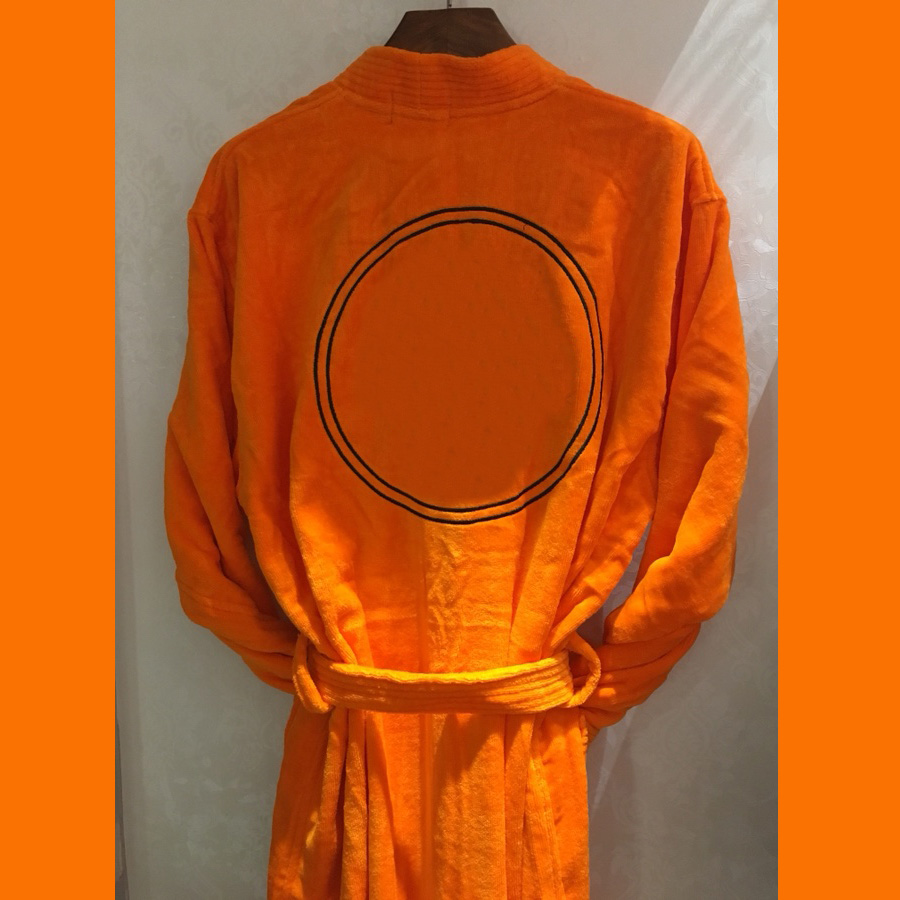 Super Soft Touch Bath Robes Unisex Letters Embroidery Robe Men Women Home Sleep Wear Portable Night Robe
Super Soft Touch Bath Robes Unisex Letters Embroidery Robe Men Women Home Sleep Wear Portable Night Robe