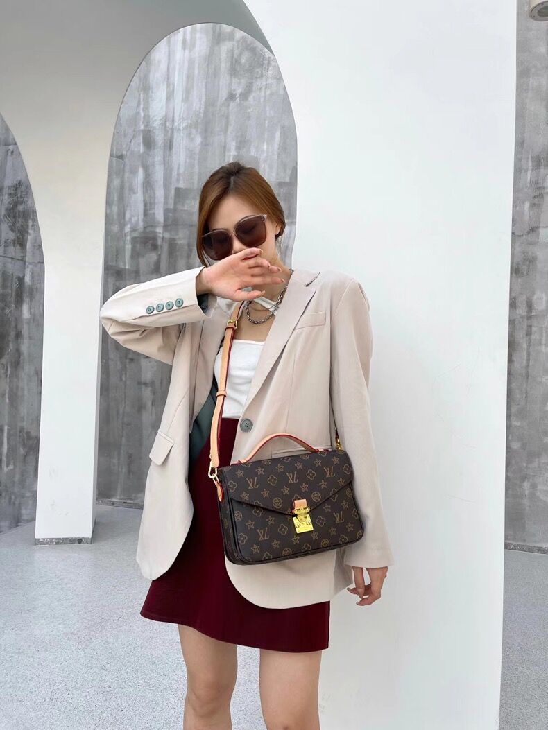 2023 Handbags Messenger bag women tote wholesale fashion bags Pochette classic woman Multicolor Genuine Leather Crossbody Designer Shoulder Bags handbag purse, Embossed black
2023 Handbags Messenger bag women tote wholesale fashion bags Pochette classic woman Multicolor Genuine Leather Crossbody Designer Shoulder Bags handbag purse, Embossed black