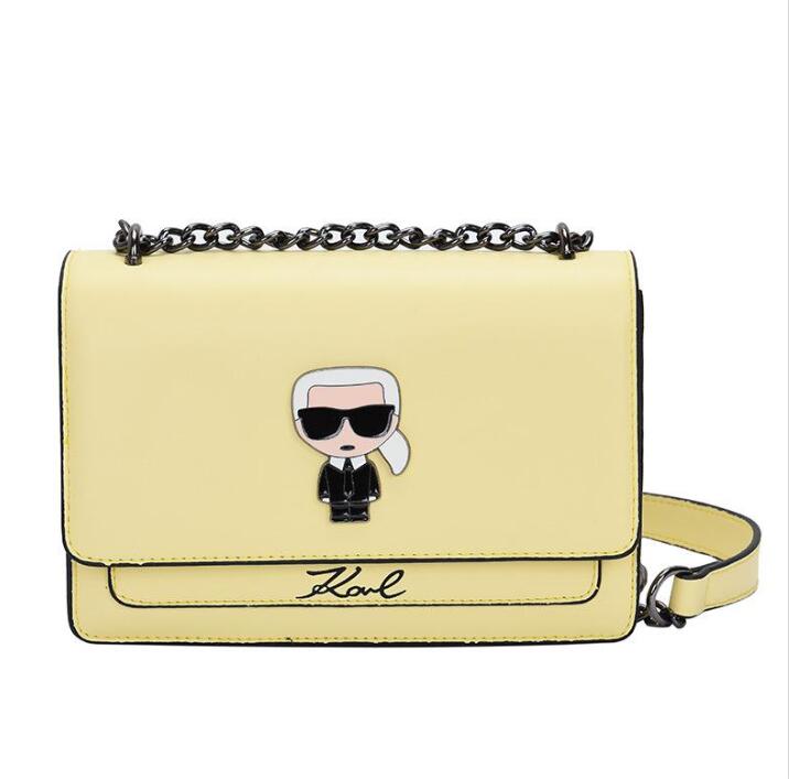 Top Cartoon Cross-body Bag Fashion Chain Single Shoulder Small Bags Lock Solid Color Versatile Underarm Bag All-matching
Top Cartoon Cross-body Bag Fashion Chain Single Shoulder Small Bags Lock Solid Color Versatile Underarm Bag All-matching