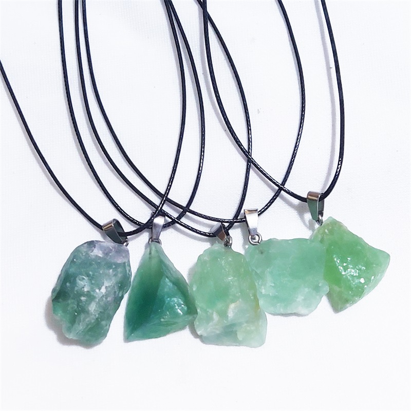 Natural Raw Mineral Stone Pendant Green Fluorite Crystal Necklace Wholesale