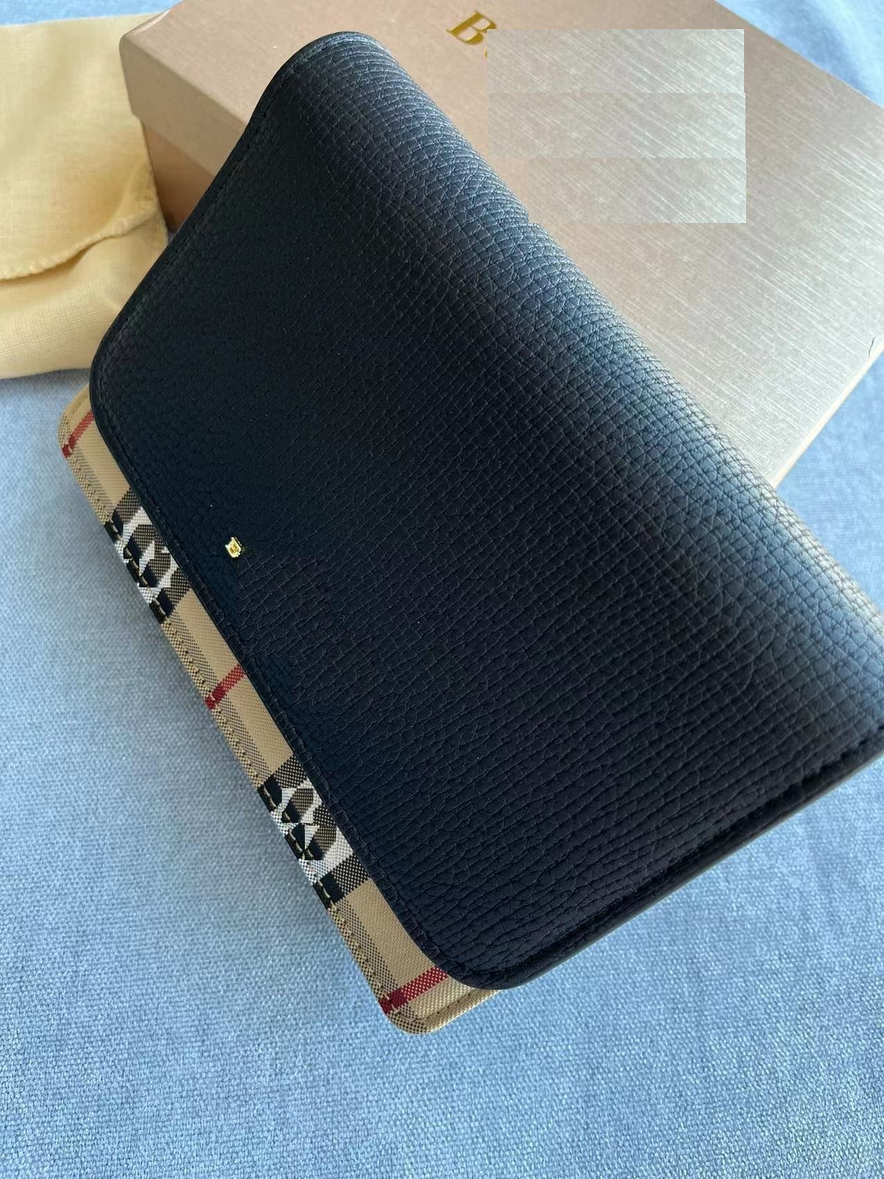Designer Shoulder bag Handbags style with cowhide fashion versatile bag lattice chain Single Messenger small square lat, Pvc with beige
Designer Shoulder bag Handbags style with cowhide fashion versatile bag lattice chain Single Messenger small square lat, Pvc with beige
