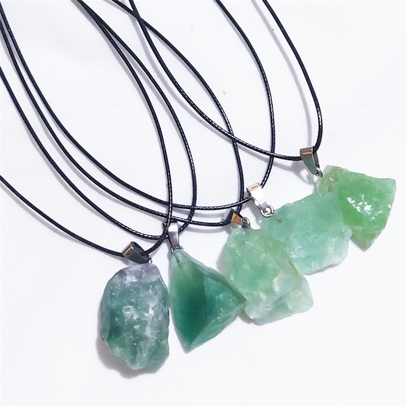 Natural Raw Mineral Stone Pendant Green Fluorite Crystal Necklace Wholesale