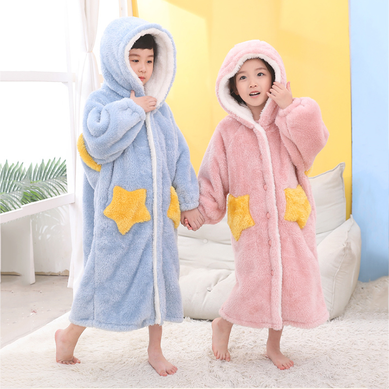 Towels Robes Kids Flannel Bathrobe Shower Girl Coral Fleece Pajamas Sleepwear Baby Boy Winter Hooded Towel Teens Pyjamas Warm Nightgown 220922