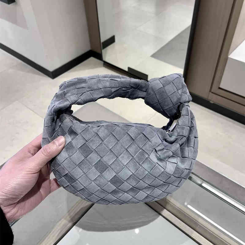 Designer Venetas Bottegas 22 Handbags Round Bottom Jodie Woven Women's Bag Original Suede Knotted Down Bag Armpit Hobo Arc Hand-held Bag, Suede lightning grey
Designer Venetas Bottegas 22 Handbags Round Bottom Jodie Woven Women's Bag Original Suede Knotted Down Bag Armpit Hobo Arc Hand-held Bag, Suede lightning grey