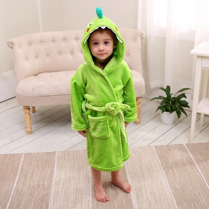 Towels Robes LOLANTA Kids Plush Hooded Bathrobe Dinosaur Flannel Fleece Robe For Boys Girls Sleepwear Dressing Gown Gift 220922