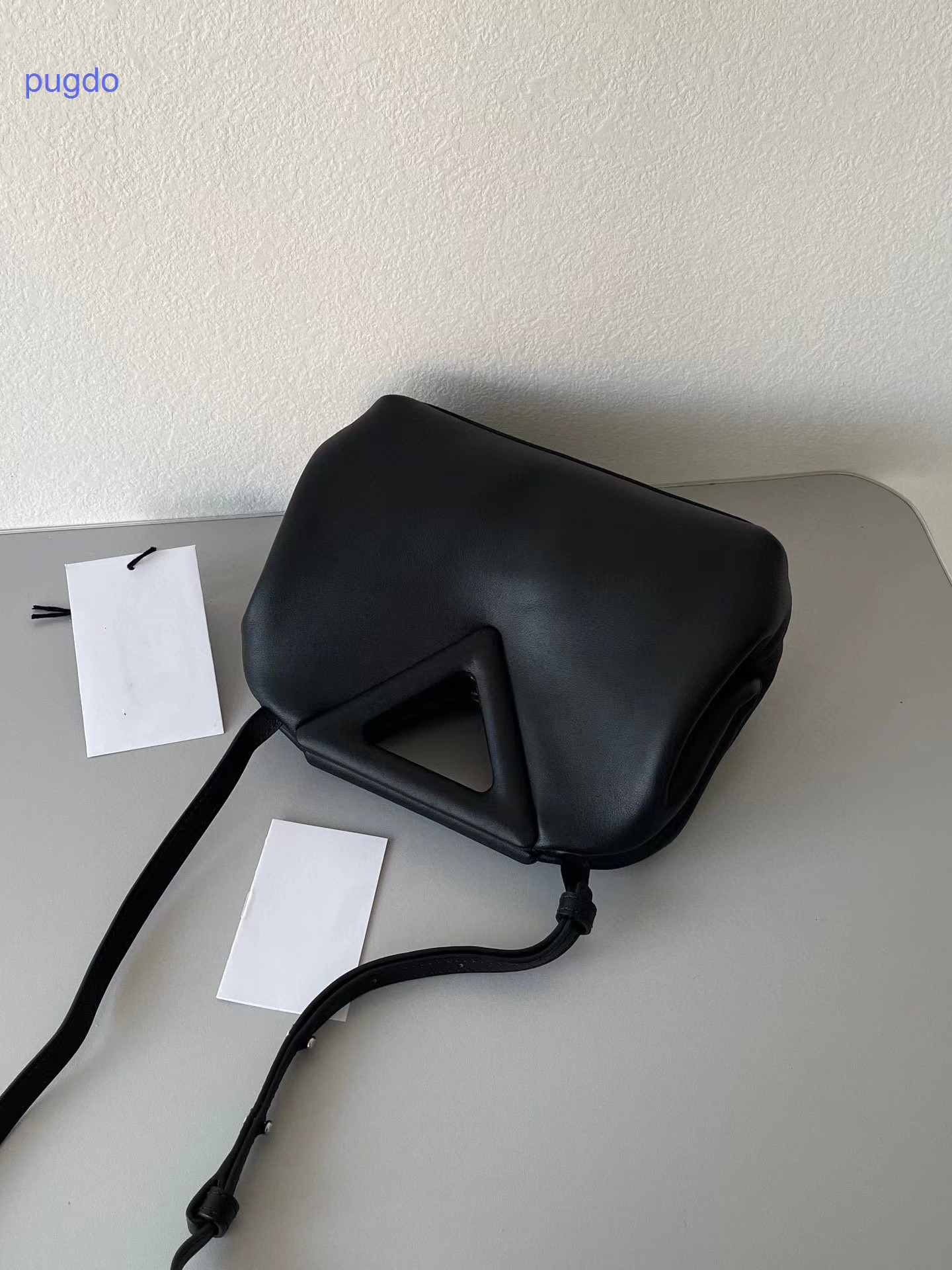 Bottegas Bag Designer Bottegas Point Handbags Venetas Online Sale New Inverted Triangle Hand Dumpling Tire Cowhide Vd Leath 4l4y, Wild duck green
Bottegas Bag Designer Bottegas Point Handbags Venetas Online Sale New Inverted Triangle Hand Dumpling Tire Cowhide Vd Leath 4l4y, Wild duck green