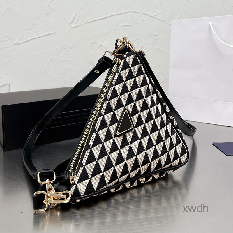 Evening Bags Triangle Women Crossbody Bag Canvas Leather Handbags Purse Detachable Handle Strap Zipper Closure Inside Fashion Letters Shoul
Evening Bags Triangle Women Crossbody Bag Canvas Leather Handbags Purse Detachable Handle Strap Zipper Closure Inside Fashion Letters Shoul