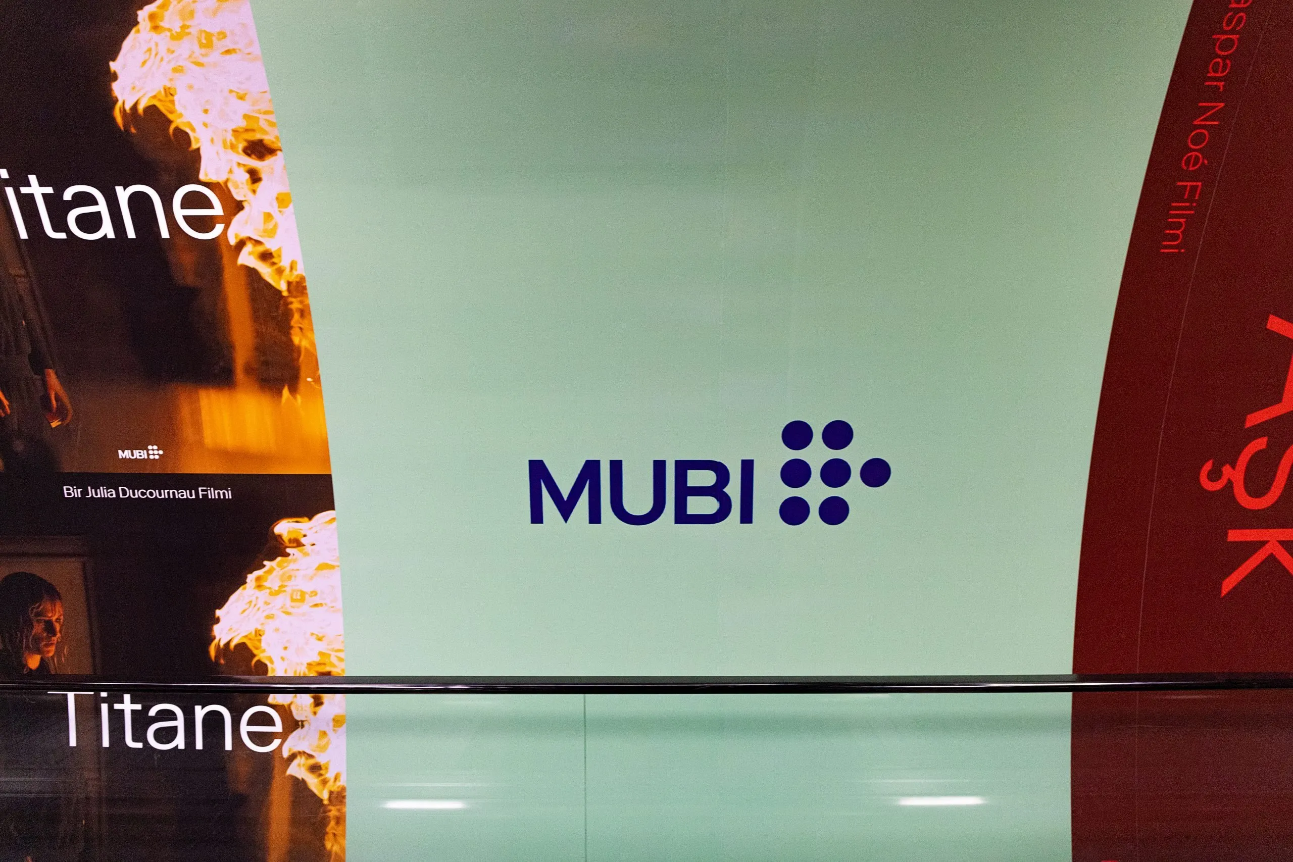 MUBI 1 Year Works On Theatre Android IOS PC Mac Home Entertainment Watch truly great cinema
MUBI 1 Year Works On Theatre Android IOS PC Mac Home Entertainment Watch truly great cinema