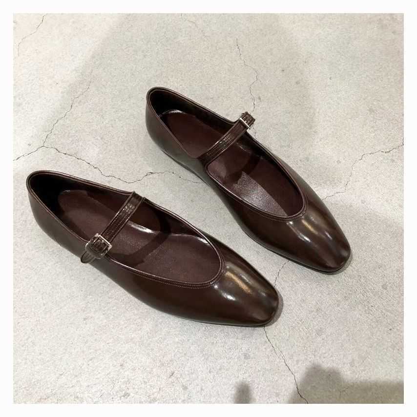 Sandals The Row French Inside Heightened Shallow Mouth Mary Jane Shoes Single Shoes Women Flat Shoes, Black
Sandals The Row French Inside Heightened Shallow Mouth Mary Jane Shoes Single Shoes Women Flat Shoes, Black