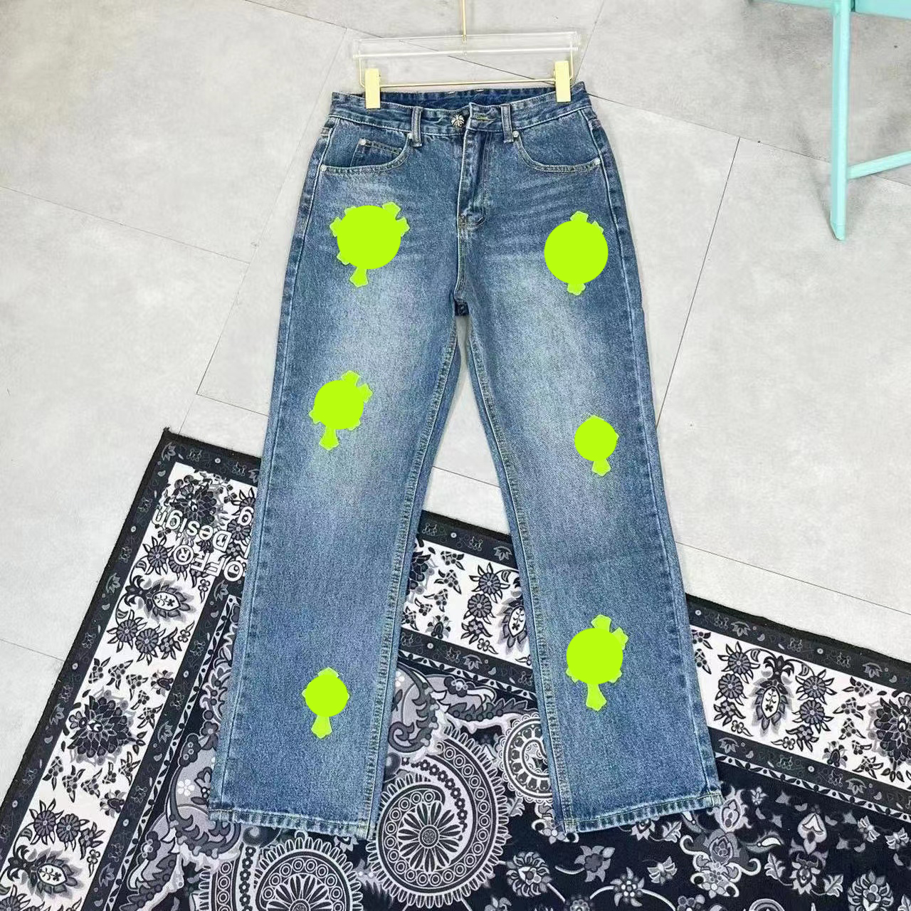 Designer Clothing Mens Jeans Denim Pants Chromes Cross Brands Designer Jeans Ch Sanskrit Washed Into Old Straight Jean Hearts Splashink Loose Cross Printed Casual C
Designer Clothing Mens Jeans Denim Pants Chromes Cross Brands Designer Jeans Ch Sanskrit Washed Into Old Straight Jean Hearts Splashink Loose Cross Printed Casual C