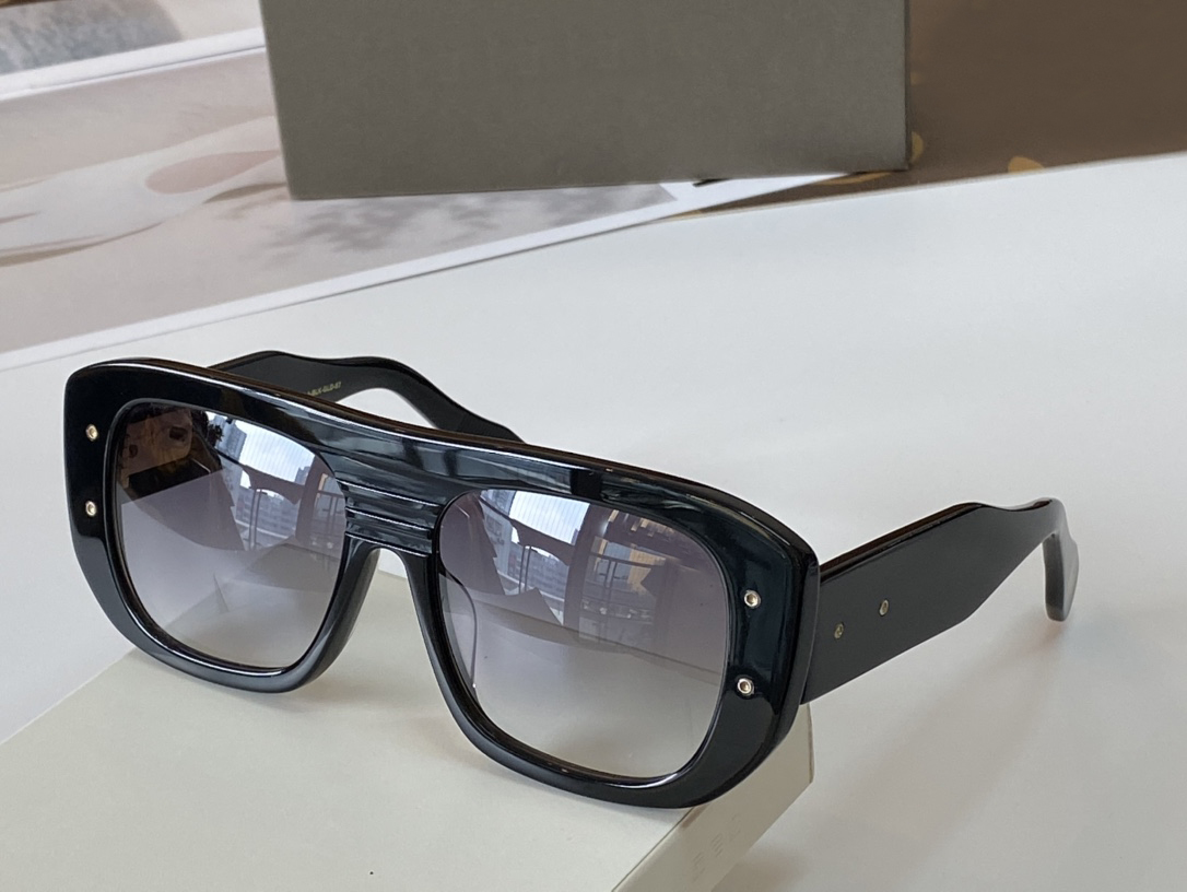 Black Grey Shaded Grand Sunglasses Big Frame Glasses Mens Sunnies Gafas de sol Summer Women Glasses Shades Occhiali da sole UV Eyewear
Black Grey Shaded Grand Sunglasses Big Frame Glasses Mens Sunnies Gafas de sol Summer Women Glasses Shades Occhiali da sole UV Eyewear