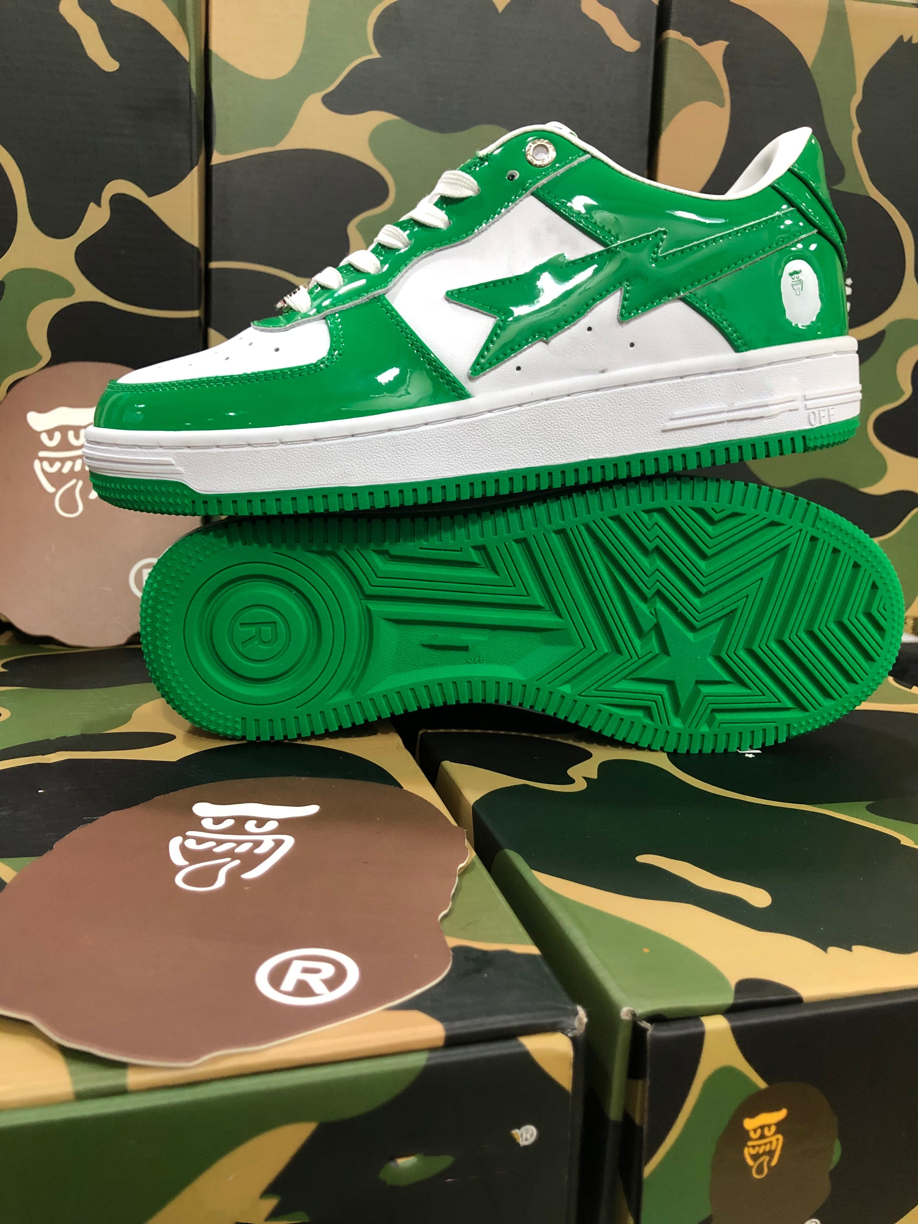 2022 Classic designer camouflage men's Running Shoes SK8 bapesta black white green red and orange sneakers bapestas baped SK8 off platform shoes, B11
2022 Classic designer camouflage men's Running Shoes SK8 bapesta black white green red and orange sneakers bapestas baped SK8 off platform shoes, B11