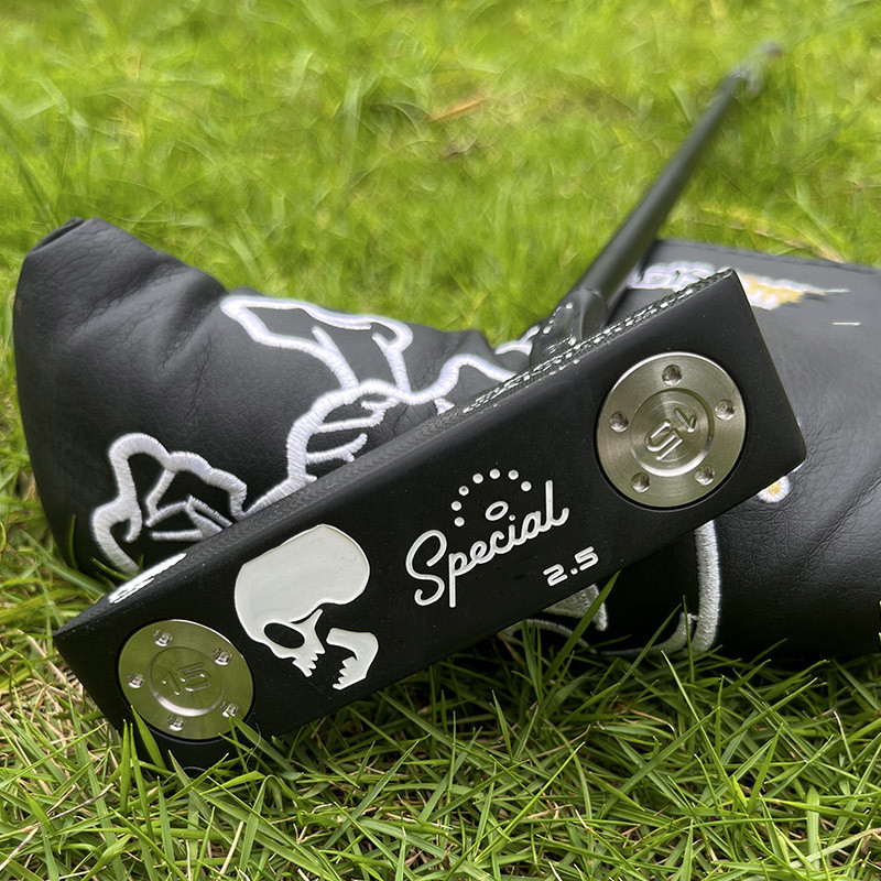 Men's Golf Putter Newport2.5 Skull Black 32/33/34/35 Inches with Headcover Right handed
Men's Golf Putter Newport2.5 Skull Black 32/33/34/35 Inches with Headcover Right handed