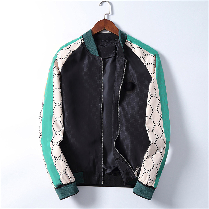 2022 Designer Mens Jacket Coat Windrunner Luxurious and light coat Fashion Hooded Jackets Sports Windbreaker Casual Zipper Coats Man Outerwear Clothing M-3XL, Army green
2022 Designer Mens Jacket Coat Windrunner Luxurious and light coat Fashion Hooded Jackets Sports Windbreaker Casual Zipper Coats Man Outerwear Clothing M-3XL, Army green