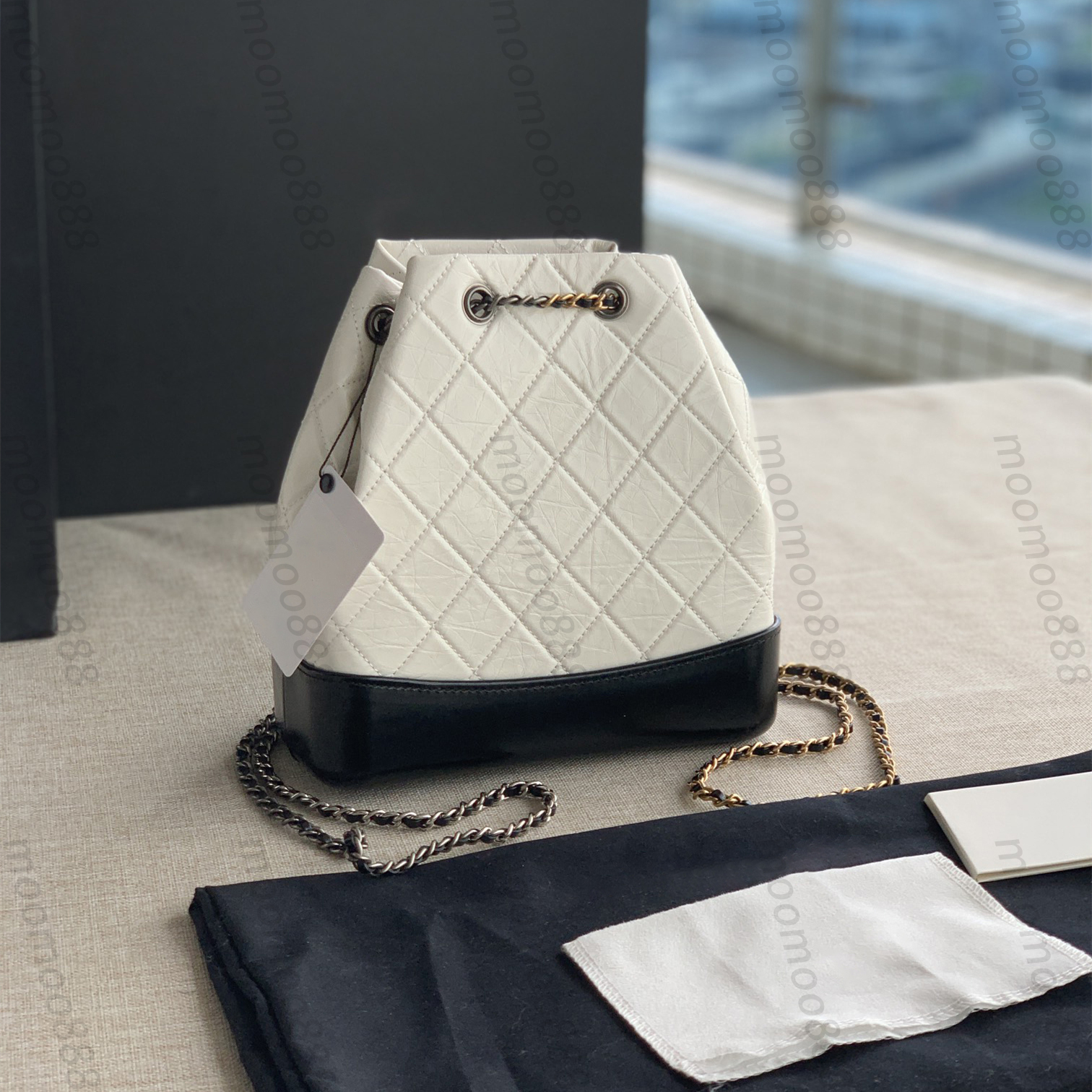 10A Top Tier Mirror Quality Hobo Backpack Bag Luxury Designer Womens Real Leather Small Handbag Wrinkled Cowhide Quilted Black Purse Shoulder Gold Chain Box Bag, Upload pics to contact us
10A Top Tier Mirror Quality Hobo Backpack Bag Luxury Designer Womens Real Leather Small Handbag Wrinkled Cowhide Quilted Black Purse Shoulder Gold Chain Box Bag, Upload pics to contact us