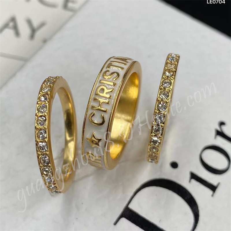 Dupe Di-or Vintage Rings Bracelets with Diamond Letters Women's Fashion Ring 3Pcs a Set with Box
Dupe Di-or Vintage Rings Bracelets with Diamond Letters Women's Fashion Ring 3Pcs a Set with Box