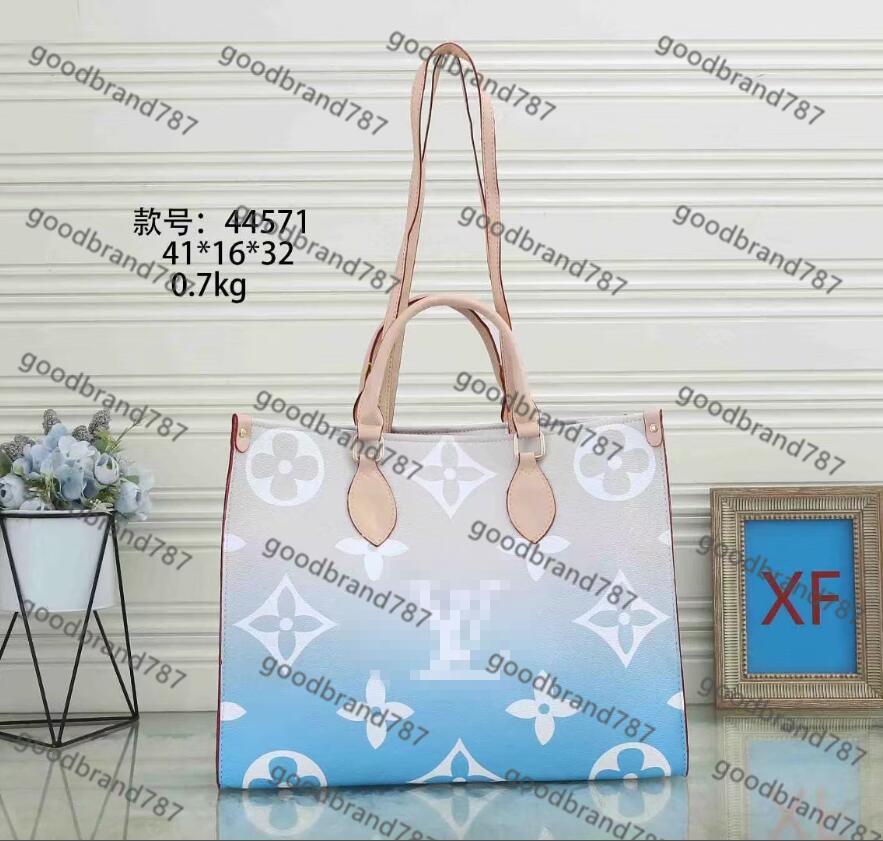 Luxurys Designers Bags Womens ONTHEGO Handbags Purse Flower Tote Bag Ladies Casual Tote PVC Leather Shoulder Bags GGs Louiseity 1 Viutonity LVS YSLitys GB571
Luxurys Designers Bags Womens ONTHEGO Handbags Purse Flower Tote Bag Ladies Casual Tote PVC Leather Shoulder Bags GGs Louiseity 1 Viutonity LVS YSLitys GB571