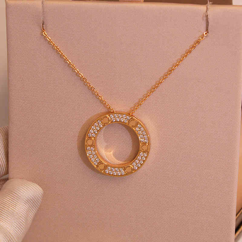A7F6 designer Compare with the original CKajia Titanium Steel Necklace Women Rose Gold Charm Fashion Full Diamond Pancake Pendant Three No Collar Chain22nian
A7F6 designer Compare with the original CKajia Titanium Steel Necklace Women Rose Gold Charm Fashion Full Diamond Pancake Pendant Three No Collar Chain22nian