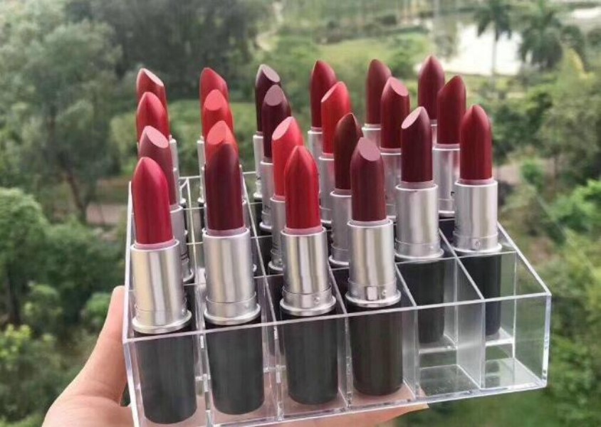 New Makeup Cosmetics Matte Retro Satin Lipstick with Aluminum tube Makeup Luster Lipstick 12pcs, Mixed color
New Makeup Cosmetics Matte Retro Satin Lipstick with Aluminum tube Makeup Luster Lipstick 12pcs, Mixed color