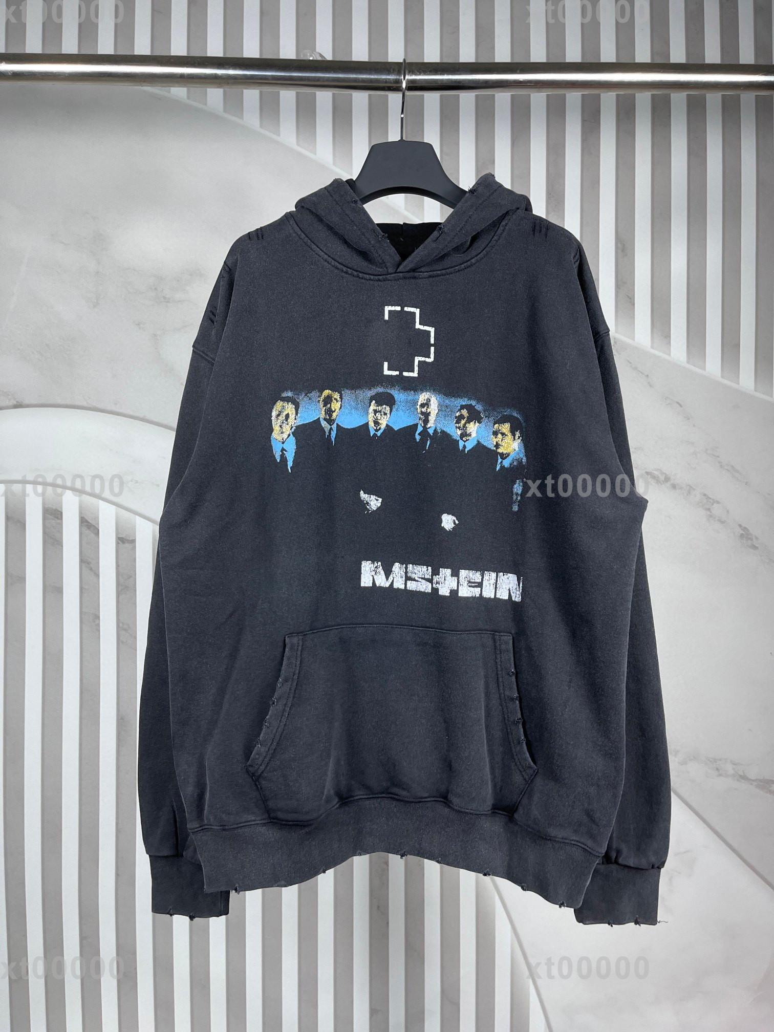 22SS Designer Letter Printed T Shirts Tee Sweatshirt Fashion High Street Short Sleeves Summer Casual T-Shirt Breathable Men Women Crew Neck Tees Dresses for Wome 3-223, Black
22SS Designer Letter Printed T Shirts Tee Sweatshirt Fashion High Street Short Sleeves Summer Casual T-Shirt Breathable Men Women Crew Neck Tees Dresses for Wome 3-223, Black