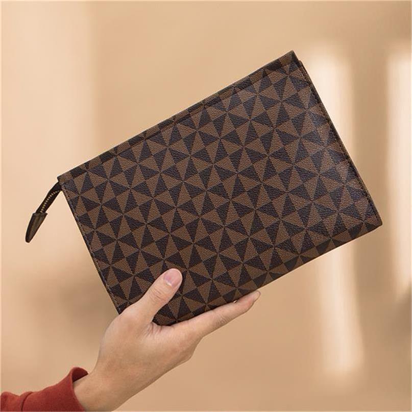 TOP Cosmetic Bags Toilet Pouch 26 CM Beauty Case Wash Bag Clutch Monograms Canvas Leather