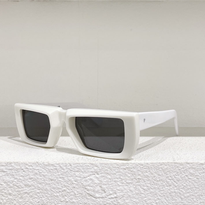 Sunglasses For Women Luxury Designer Sun Glasses Mens Sunglass Irregular Full Frame P Eyeglass Protect Eyesight From UV Rays With Box Gafas De Sol 2206141XQ
Sunglasses For Women Luxury Designer Sun Glasses Mens Sunglass Irregular Full Frame P Eyeglass Protect Eyesight From UV Rays With Box Gafas De Sol 2206141XQ