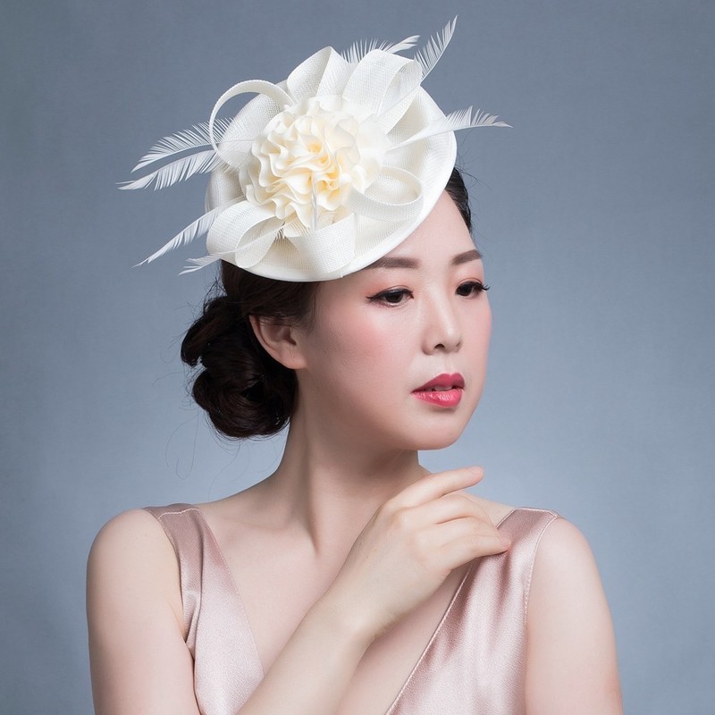 Berets Women Chic Fascinator Hat Cocktail Wedding Party Church Headpiece kentucky Headwear Feather Hair Accessories Sinamay Fascinators 220922