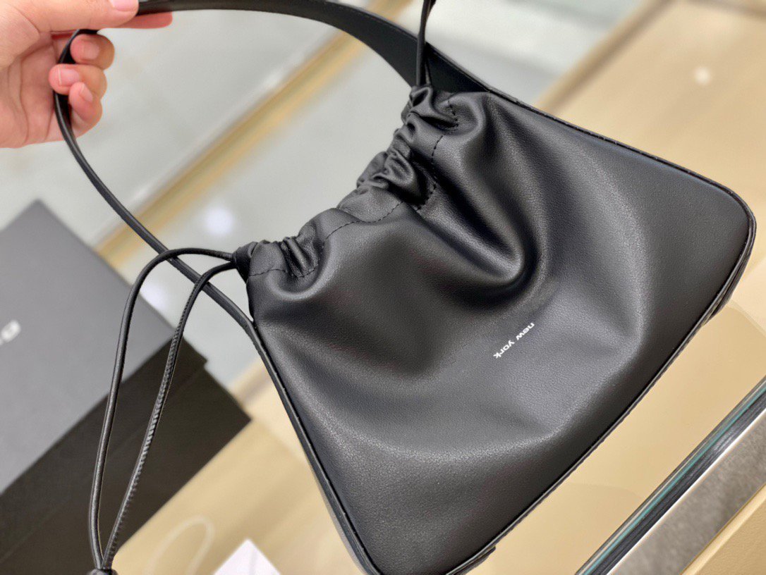 luxury Hot New Bag Designer Miss Wang Dinner Bag WomenEvening Bags Lady Shiny Rhinestone Party Shoulder Bag handbag underarmbag
luxury Hot New Bag Designer Miss Wang Dinner Bag WomenEvening Bags Lady Shiny Rhinestone Party Shoulder Bag handbag underarmbag