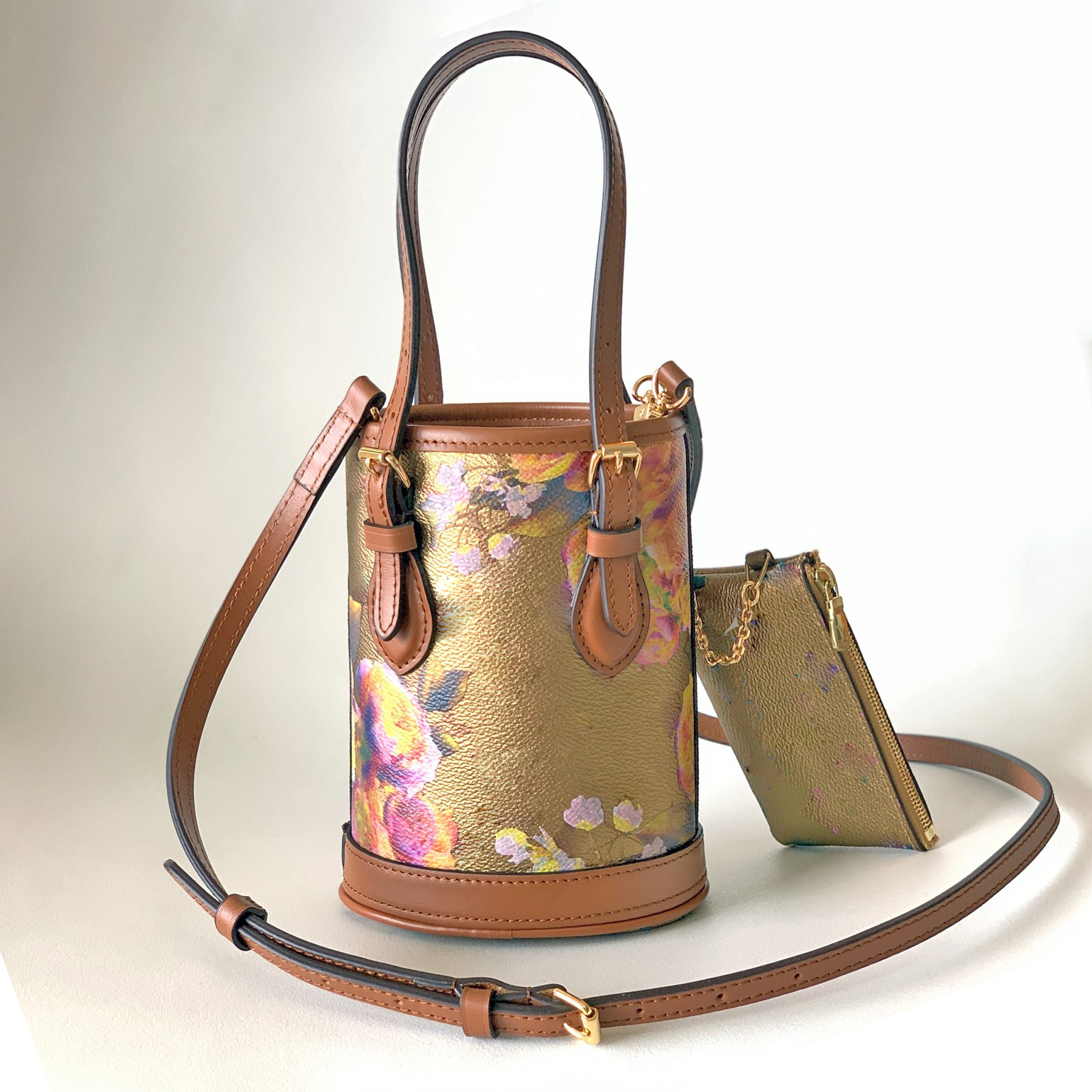 Garden Bucket Bag Ladies Handbags Mini Totes Bag Gold Shoulder Bags Chain Zipper Wallet Coin Purse Leather Handle Cross Body Letter Floral Printing Adjustable Strap, Gift box (not sold separately)
Garden Bucket Bag Ladies Handbags Mini Totes Bag Gold Shoulder Bags Chain Zipper Wallet Coin Purse Leather Handle Cross Body Letter Floral Printing Adjustable Strap, Gift box (not sold separately)