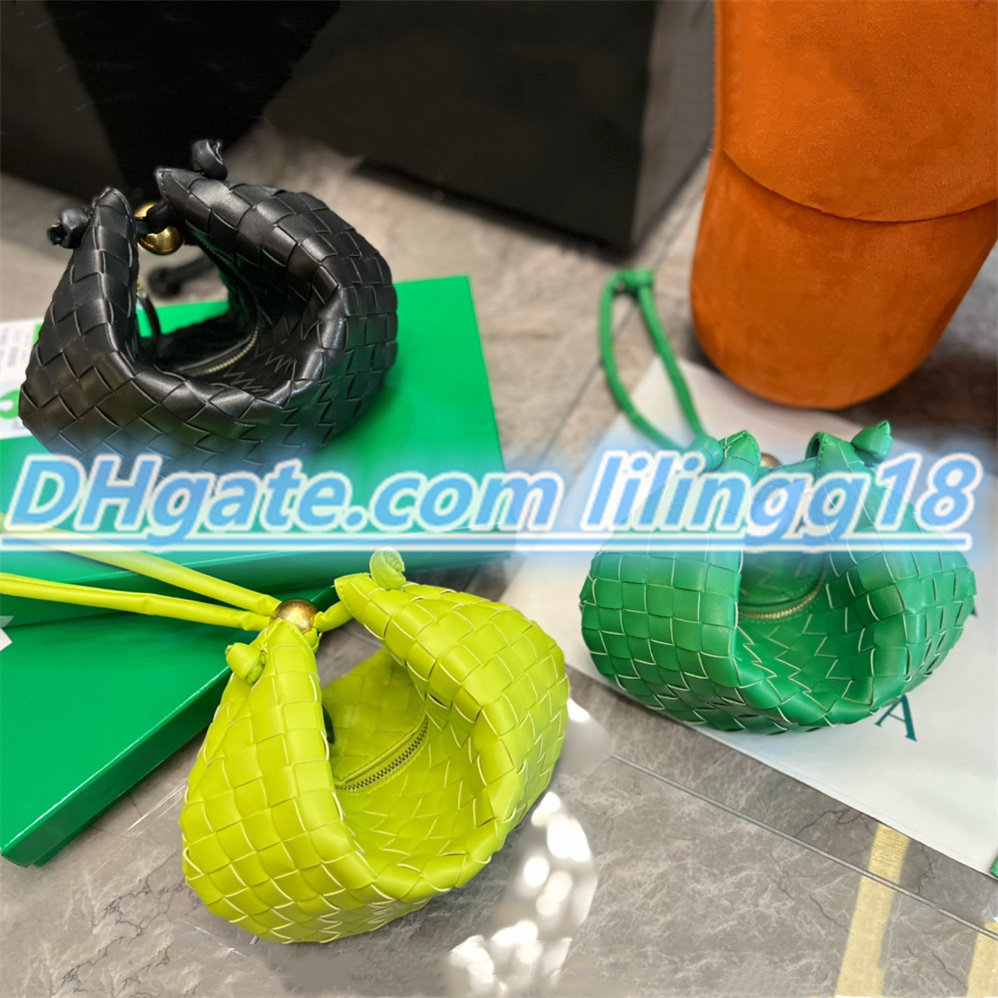 High leather shoulder bags woven handbags famous handbags sunshine handbags designer luxury wallets women's horizontal vagrant Cosmetic Bag Purse, Paper box
High leather shoulder bags woven handbags famous handbags sunshine handbags designer luxury wallets women's horizontal vagrant Cosmetic Bag Purse, Paper box