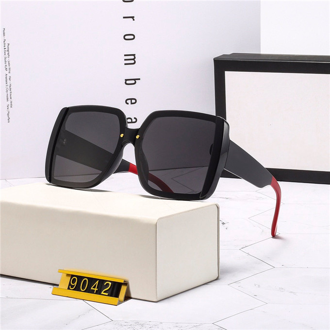 luxury designer sunglasses for men and women mens style hot fashion classic thick plate black white square frame
luxury designer sunglasses for men and women mens style hot fashion classic thick plate black white square frame