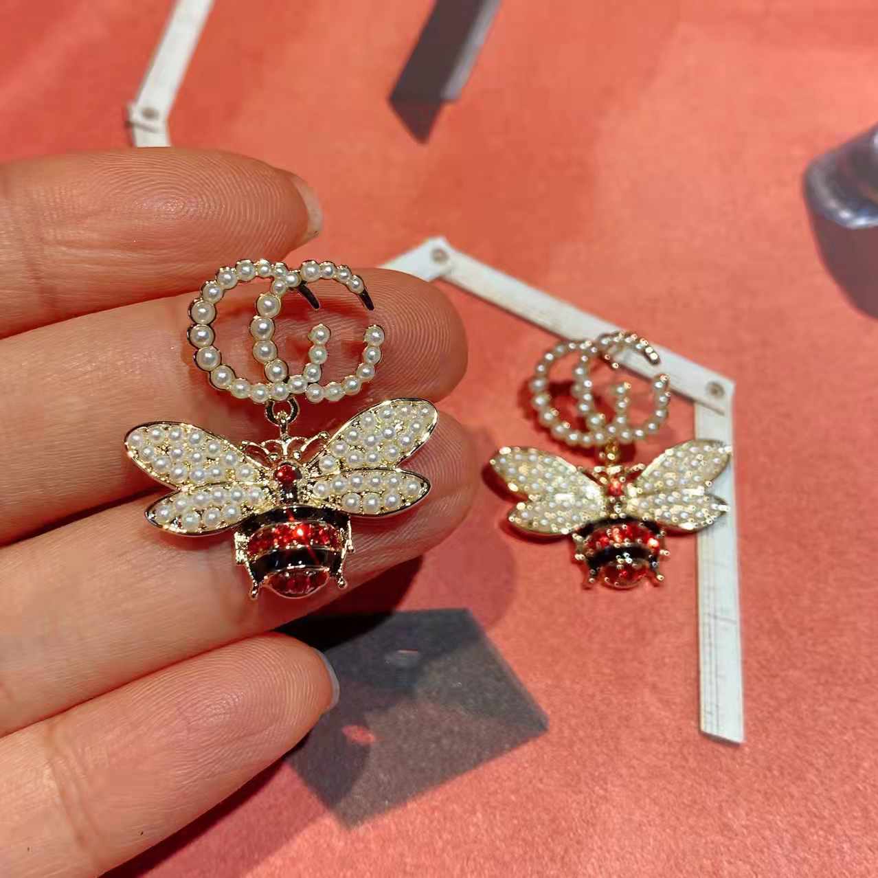 Brand Designer Classic Style Letter Stud earrings aretes Ladies Fashion Simple Jewelry No box
Brand Designer Classic Style Letter Stud earrings aretes Ladies Fashion Simple Jewelry No box