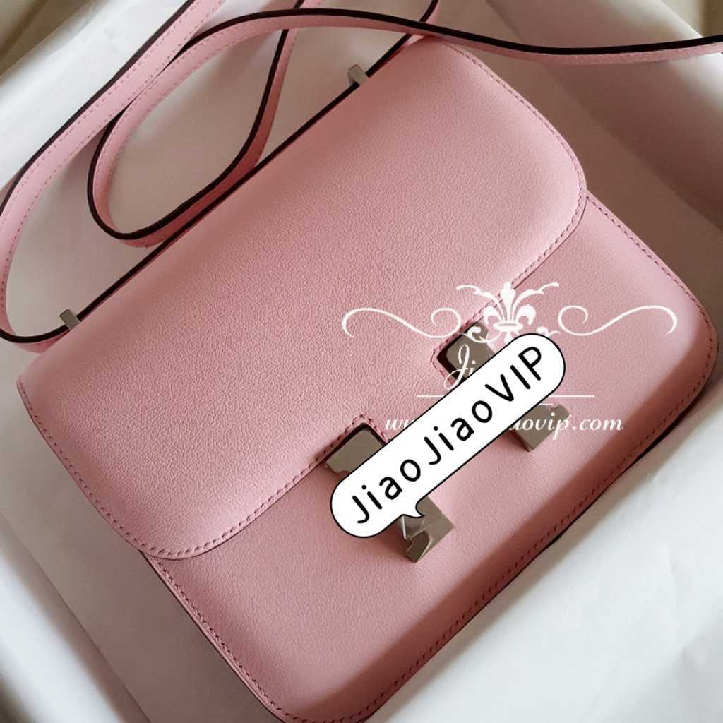 Designer bags Luxury Hermee Constances handbag Wax Thread h Bag Swift Cow Leather 19cm Cherry Blossom Pink Silver Buckle Leather single Shoulder, 19cm gold buckle
Designer bags Luxury Hermee Constances handbag Wax Thread h Bag Swift Cow Leather 19cm Cherry Blossom Pink Silver Buckle Leather single Shoulder, 19cm gold buckle