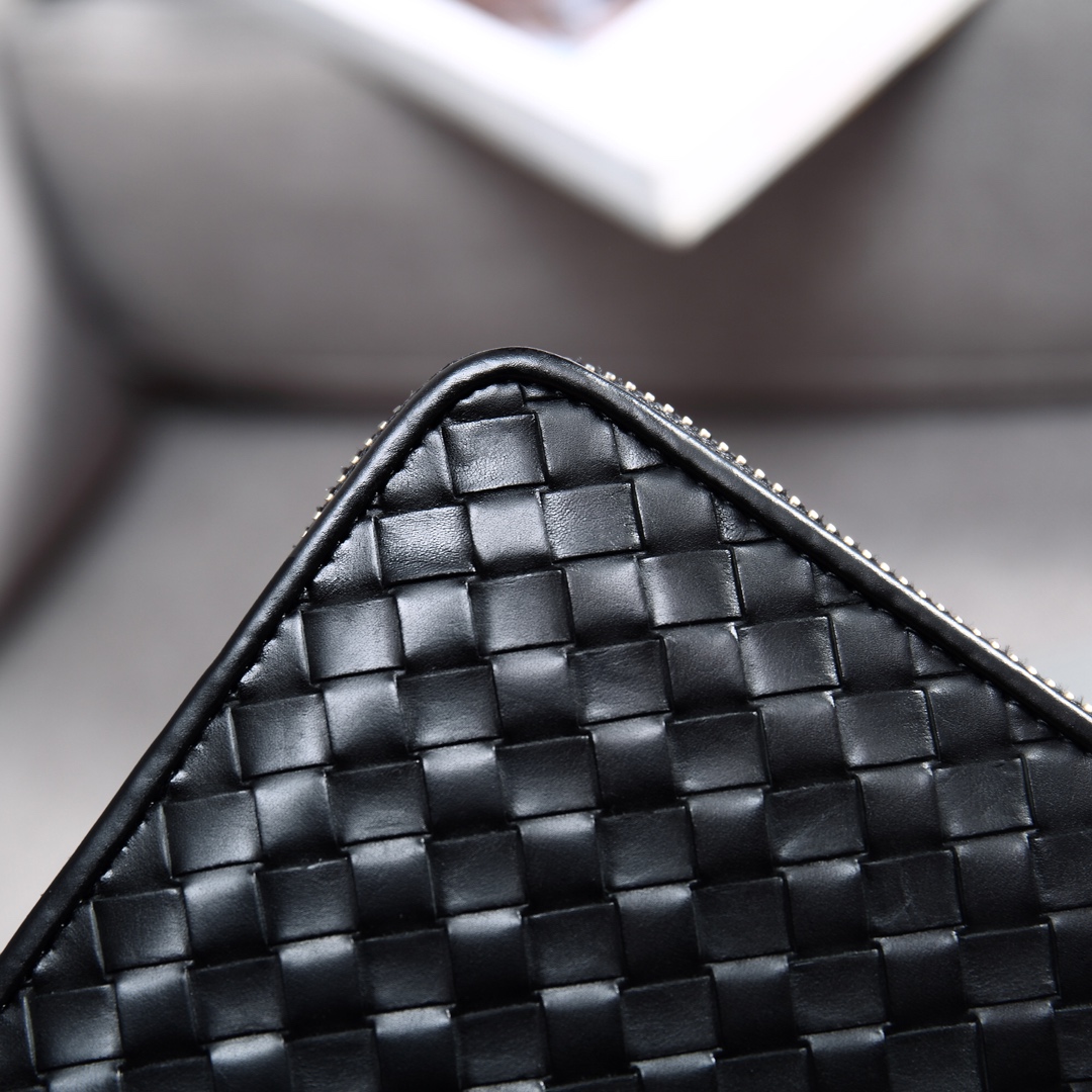 7 star quality Genuine real Leather Zipper long wallets for men Italy crochet cowhide black Passport case pen holders card holder boss gift
7 star quality Genuine real Leather Zipper long wallets for men Italy crochet cowhide black Passport case pen holders card holder boss gift