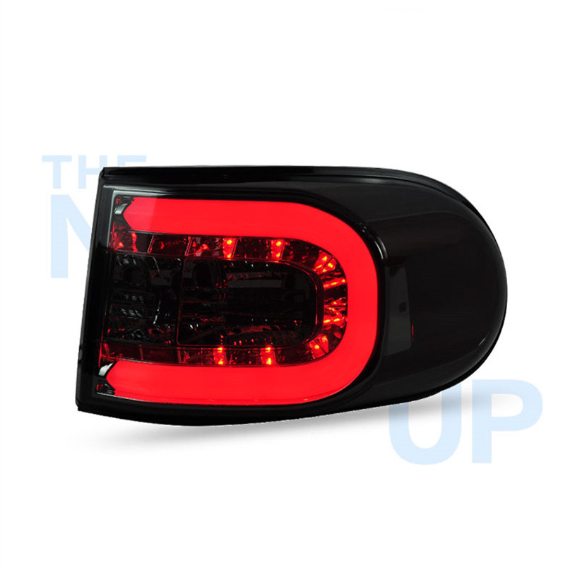 Taillights for Toyota FJ Cruiser 20 07-20 20 LED Dynamic Turn Signal Lights Rear Brake Reverse Fog Tail Light Replacement