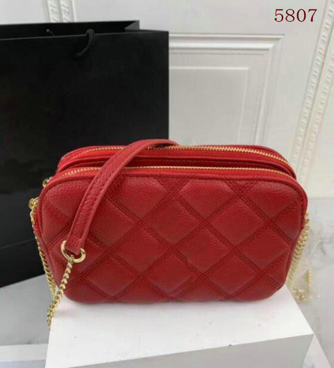 Womens Designers Double zipper Bags Handbags chian Shoulder bags patent leather classic diamond pattern simple cross body Bag purse, Black
Womens Designers Double zipper Bags Handbags chian Shoulder bags patent leather classic diamond pattern simple cross body Bag purse, Black