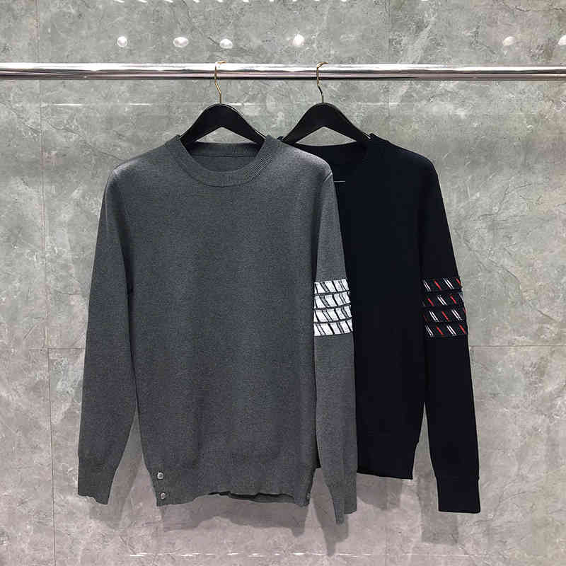 Tb Thom Sweaters Autunm Winter Fashion Brand Clothing Classic Milano Stitch 4-bar Stripe Crewneck Pullover Coats, Dark grey
Tb Thom Sweaters Autunm Winter Fashion Brand Clothing Classic Milano Stitch 4-bar Stripe Crewneck Pullover Coats, Dark grey