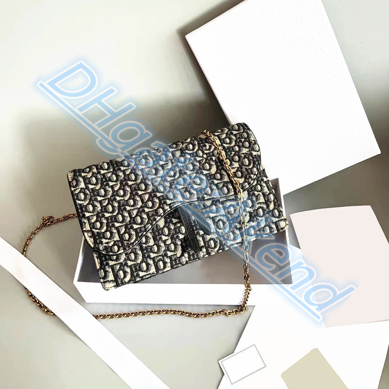 Luxury 2PCS long chain embroidery saddles bag Designer wallet purses two piece set mens women's coin purse cardholder card holder crossbody key pouch shoulder bags, Box
Luxury 2PCS long chain embroidery saddles bag Designer wallet purses two piece set mens women's coin purse cardholder card holder crossbody key pouch shoulder bags, Box