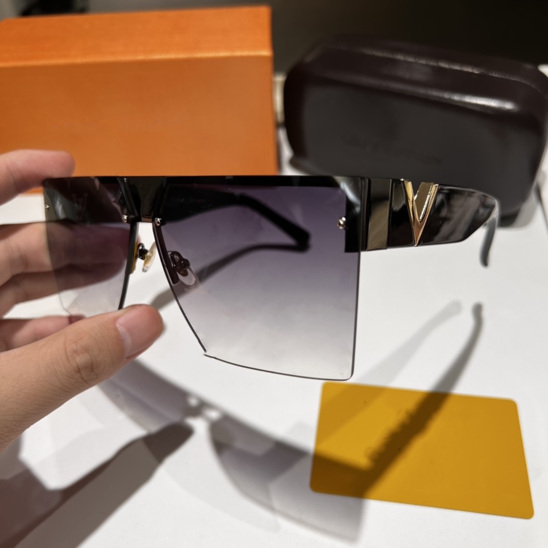 2022 Men design sunglasses millionaire square frame top quality outdoor avant-garde wholesale style glasses with case 8836
2022 Men design sunglasses millionaire square frame top quality outdoor avant-garde wholesale style glasses with case 8836