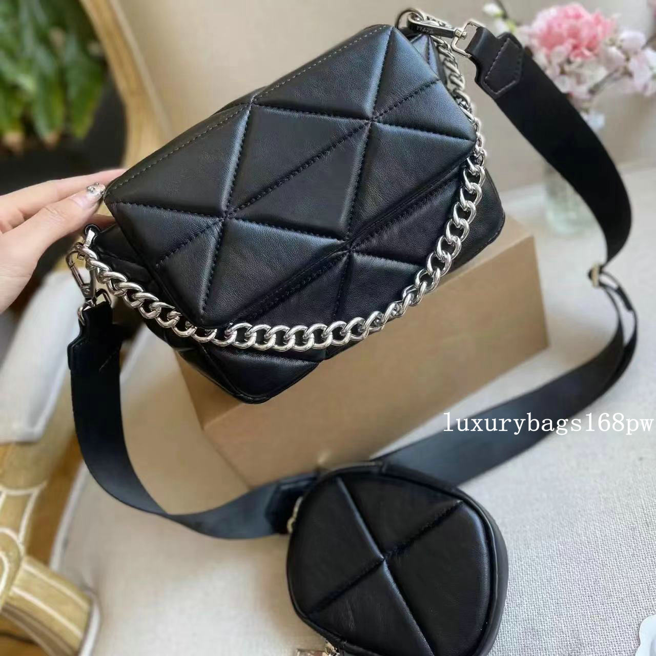 Genuine Leather Women'S Tote Crossbody Bags Luxury Designer Fashion Shopping Wallet Camera Cases Card Pockets Handbag Shoulder Lipstick Bag With Box, Box single shot can not be sent
Genuine Leather Women'S Tote Crossbody Bags Luxury Designer Fashion Shopping Wallet Camera Cases Card Pockets Handbag Shoulder Lipstick Bag With Box, Box single shot can not be sent